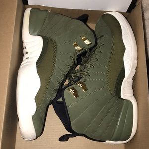 Jordan 12s Class of 2003